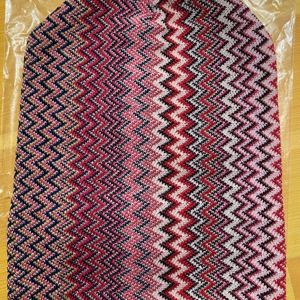 Missoni NWT Multicolor Knit lightweight beanie hat
